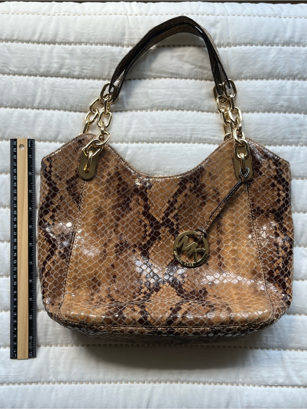 Michael Kors Tan Brown Python-Print Shoulder Bag with Gold Chain Handles - Picture 2 of 4
